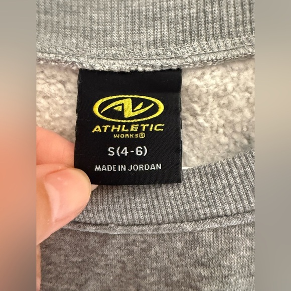 Athletic Works Go Taylor’s Boyfriend Crew Neck Sweatshirt Women’s SZ S Grey - Picture 2 of 8